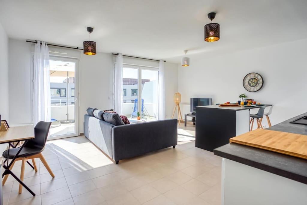 L17 Arenas Suite 3 Balconies 5Mins To The Sea Ница Екстериор снимка